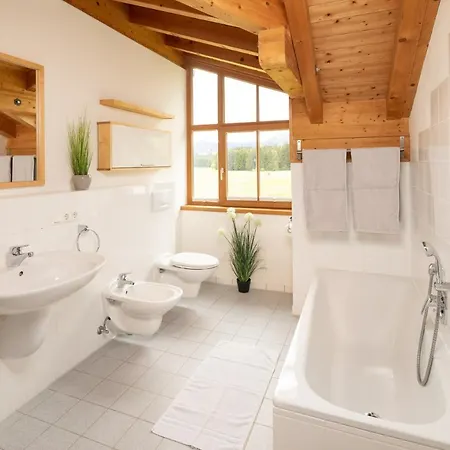 Haus Bellevue: Family Wellness Retreat with 4-Star Amenities Apartment Oberstdorf Exterior photo